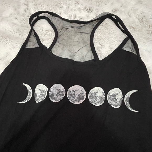 Asymmetrical moon tank top by midnight hour - Picture 3 of 4
